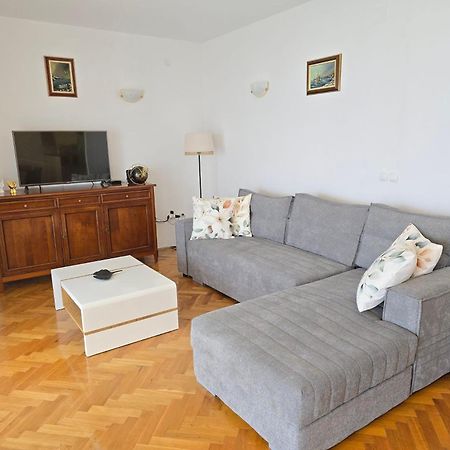 Apartment Huanita Promajna Εξωτερικό φωτογραφία